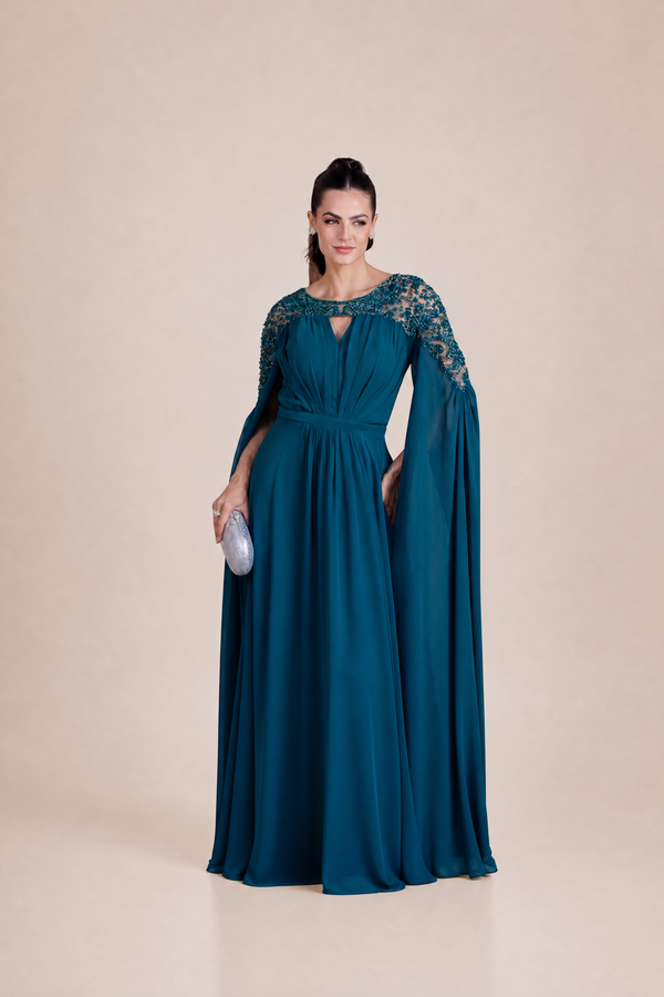 Vestido Azul Petróleo em Crepe com Toque de Seda e Manga Capa Bordada