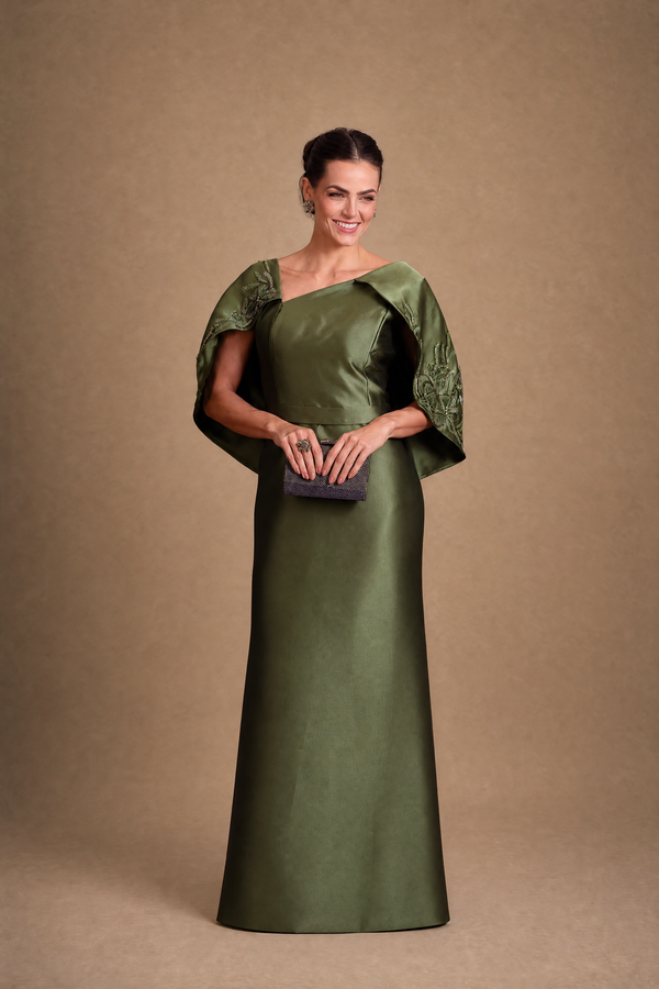 Vestido Verde Oliva em Zibeline com Manga Capa Bordada