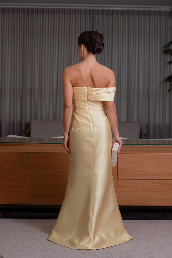 Vestido zibeline um ombro com babado e bordado