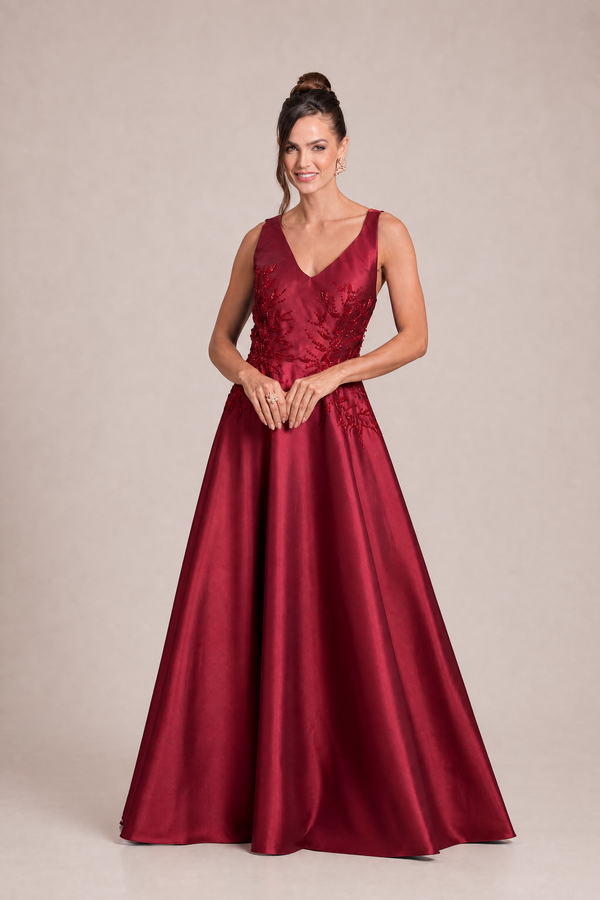 Vestido Marsala em Zibeline com Capa Removível Bordada
