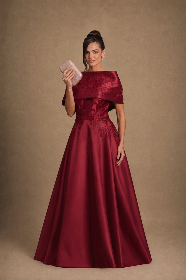 Vestido Marsala em Zibeline com Capa Removível Bordada