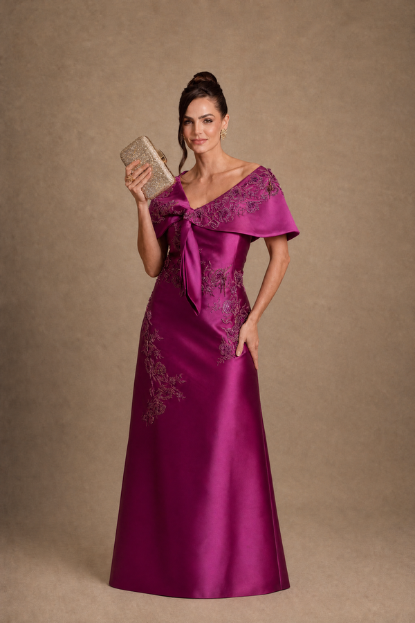 Vestido Fúcsia em Zibeline Tomara que Caia com Capa Removível Bordada