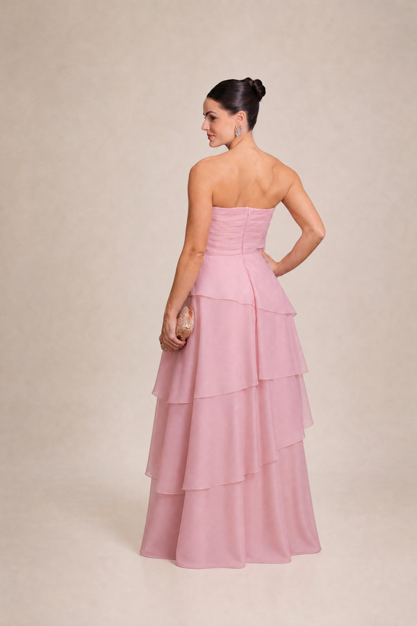 Vestido Rosé Antigo Tomara que Caia com Babados e Flor na Cintura