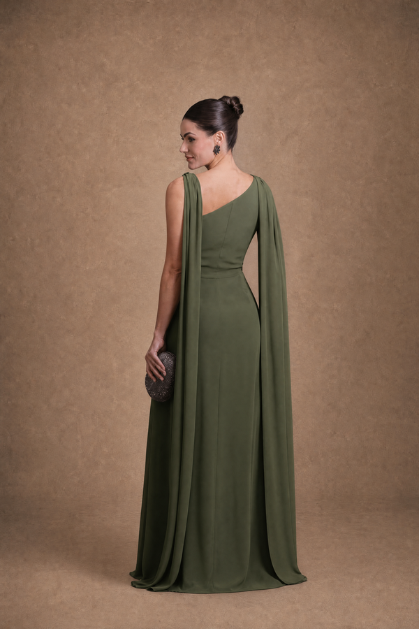 Vestido Verde Oliva em Crepe com Toque de Seda, Capa e Cintura Bordada