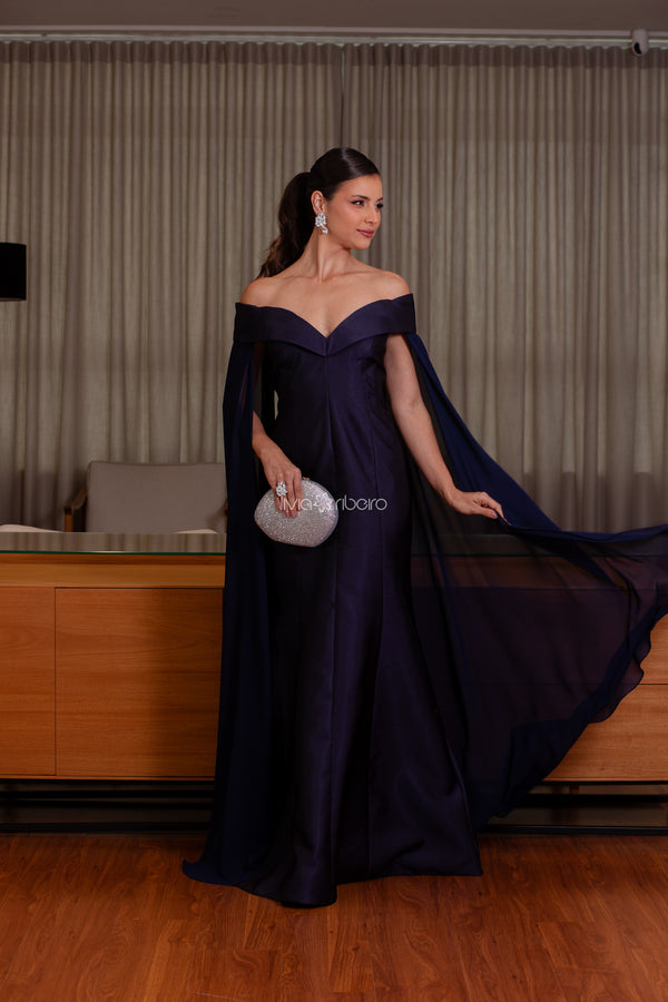 Vestido Lívia Ribeiro em alfaiataria ombro a ombro sereia