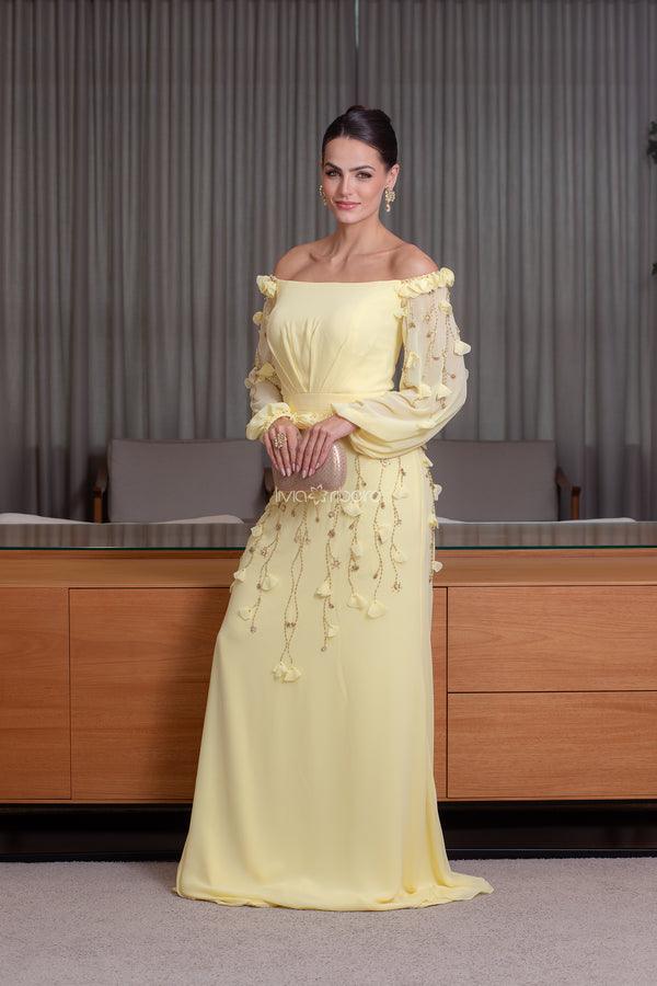 Vestido ombro a ombro com aplicações em flores e bordado