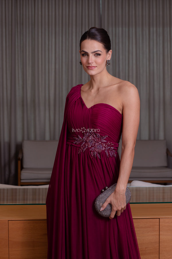 Vestido Lívia Ribeiro drapeado busto e bordado cintura de um ombro