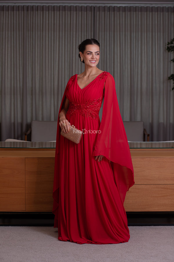 Vestido vermelho longo com Capa e Bordado