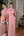 Vestido rosé capa gola alta e bordados em 3D