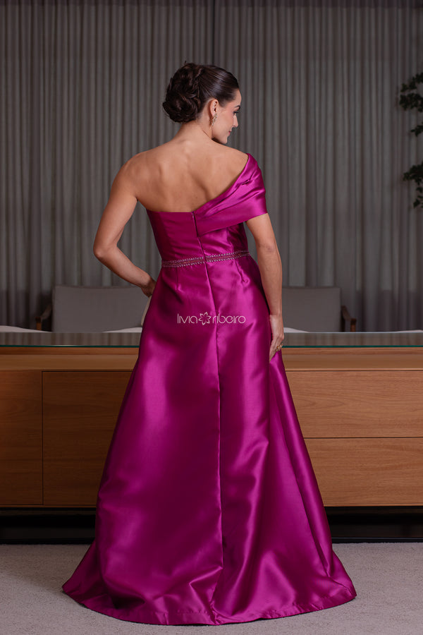 Vestido zibeline um ombro com flor e bordado