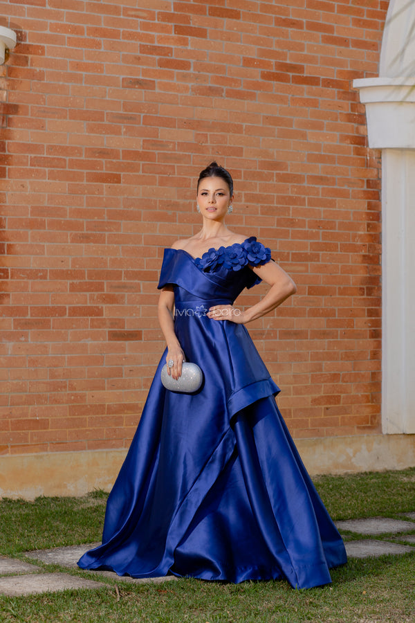 Vestido Lívia Ribeiro em alfaitaria saia rodada flores alça lateral ( DISPONÍVEL EM 30 DIAS)