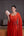Vestido em crepe de seda com capa e flor