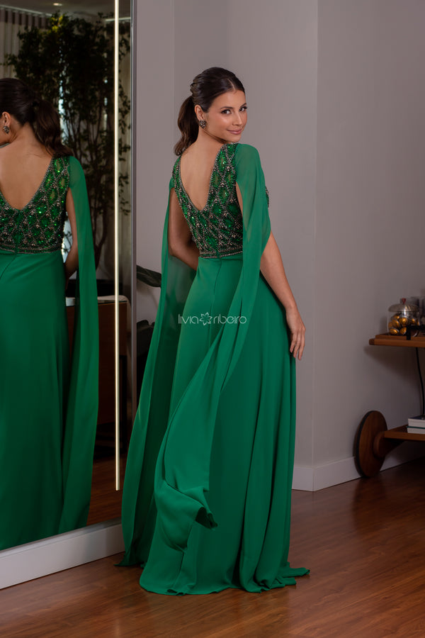 Vestido Lívia Ribeiro busto bordado no tule e capa lateral