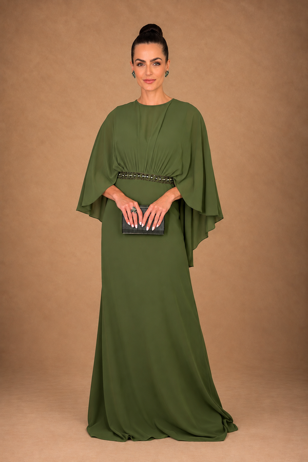 Vestido verde oliva em crepe com toque de seda com gola canoa e cinto na cintura