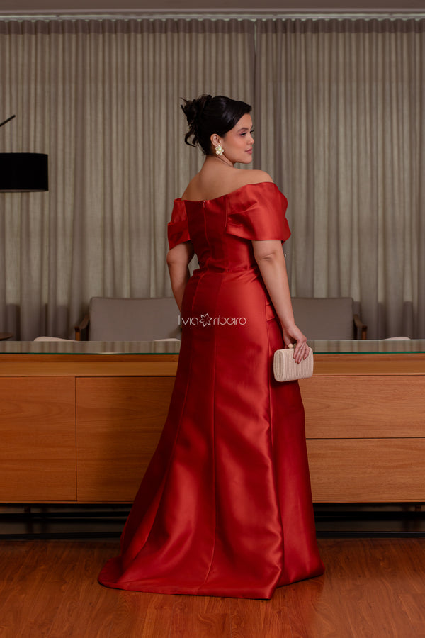 Vestido Lívia Ribeiro ombro a ombro em alfaiataria sereia drapeado busto