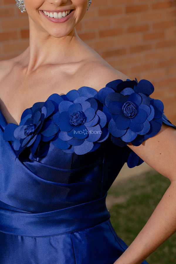 Vestido Lívia Ribeiro em alfaitaria saia rodada flores alça lateral ( DISPONÍVEL EM 30 DIAS)