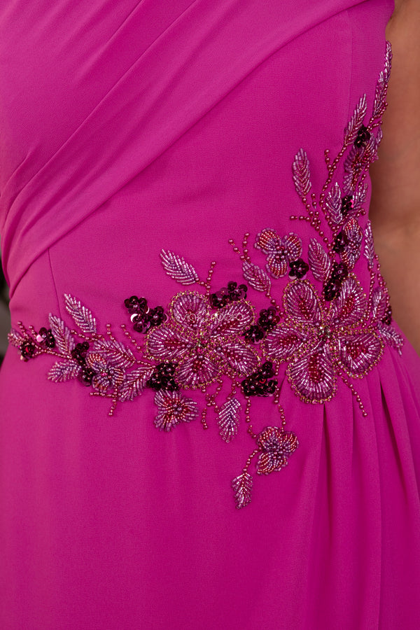 Vestido Lívia Ribeiro um ombro com capa e bordado lateral