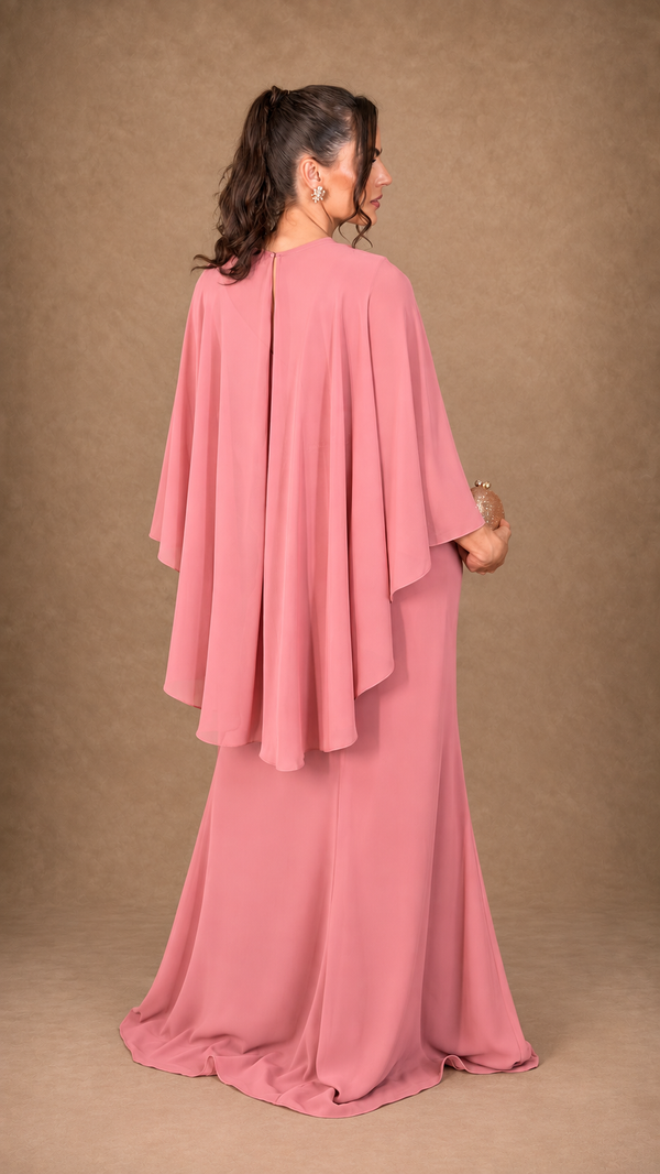 Vestido rosa antigo em crepe com toque de seda com gola canoa e cinto na cintura