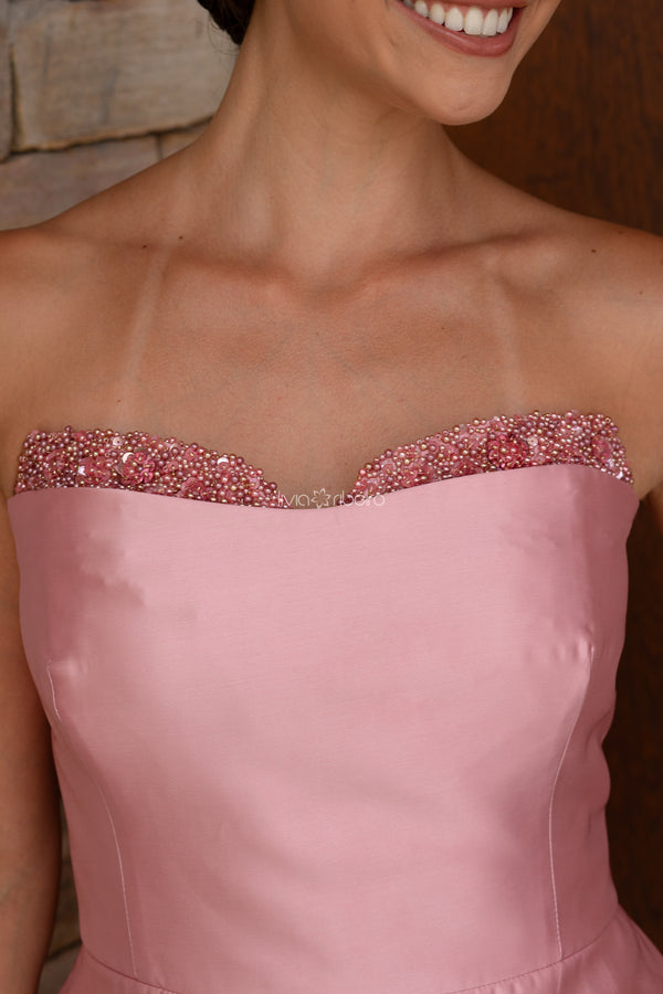 Vestido Lívia Ribeiro tomara que caia com detalhe bordado busto