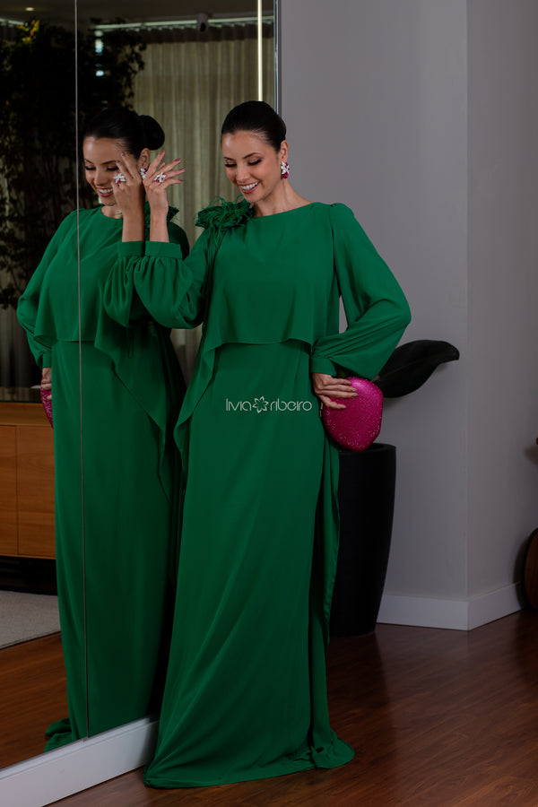 Vestido Lívia Ribeiro em crepe de seda com manga e flor removível