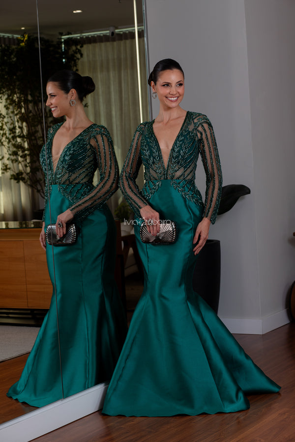 Vestido sereia com manga longa justa bordada