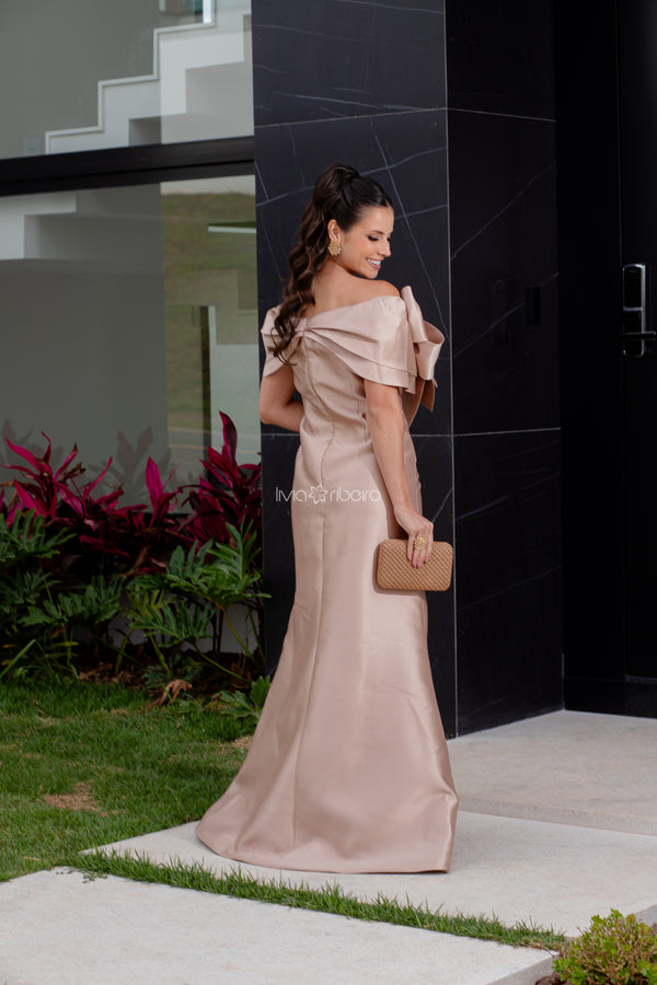 Vestido sereia zibeline decote ombro a ombro com laço