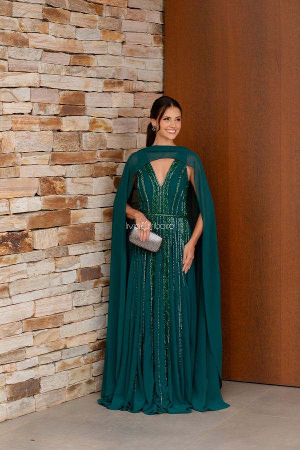 Vestido verde esmeralda decote regata todo bordado em pedraria na frente | Lívia Ribeiro (DISPONÍVEL EM 50 dias úteis)