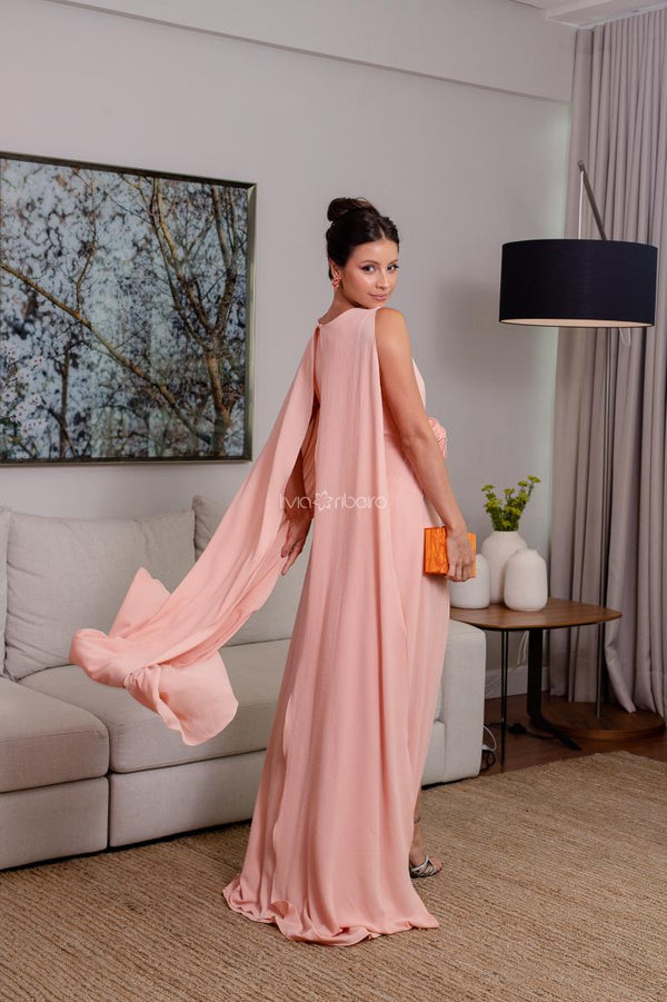 Vestido Lívia Ribeiro em crepe de seda com capa