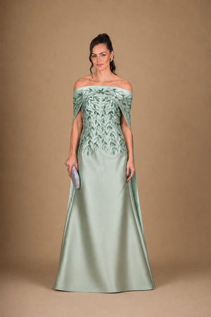 Vestido verde-sálvia longo ombro a ombro com capa e bordado botânico, vista frontal